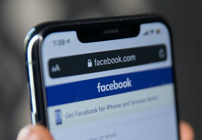 インスタの最高責任者「私たちは中立ではない」Facebookの偏向性に関して