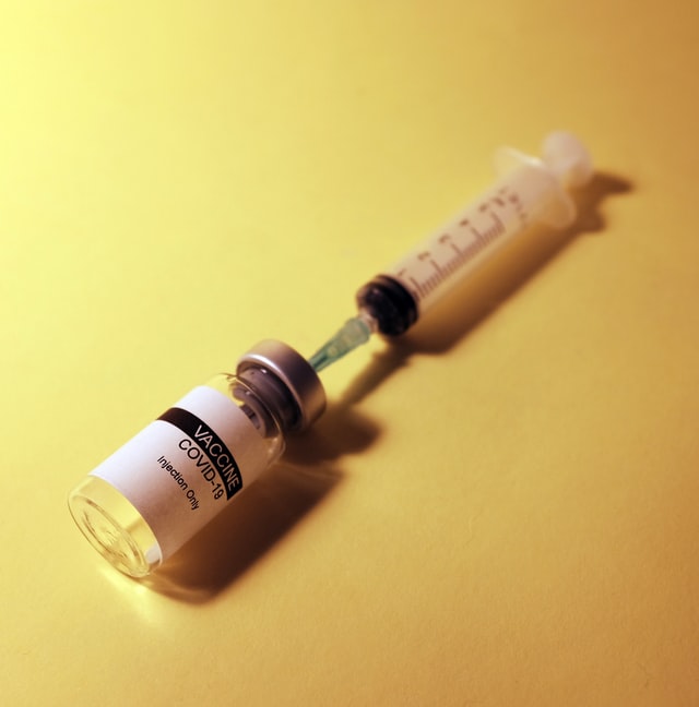 キルギス、外交官が中国製ワクチン接種後死亡との情報　当局否定